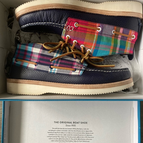 Men’s Sperry premium plaid chukka size 10.5! Worn twice!! - Picture 3 of 4